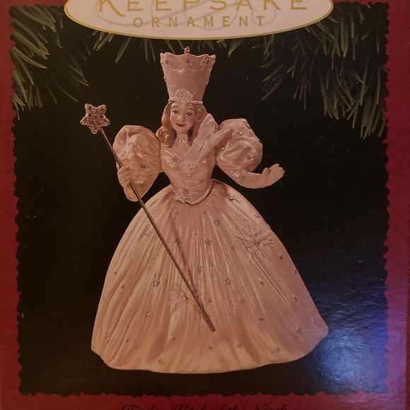Glinda Hallmark Ornament 1995 - Picture 5 of 6